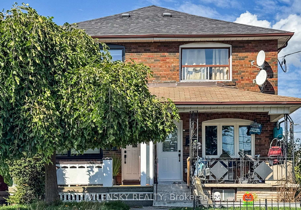 4-ashbury-avenue-toronto-ontario-c12457614