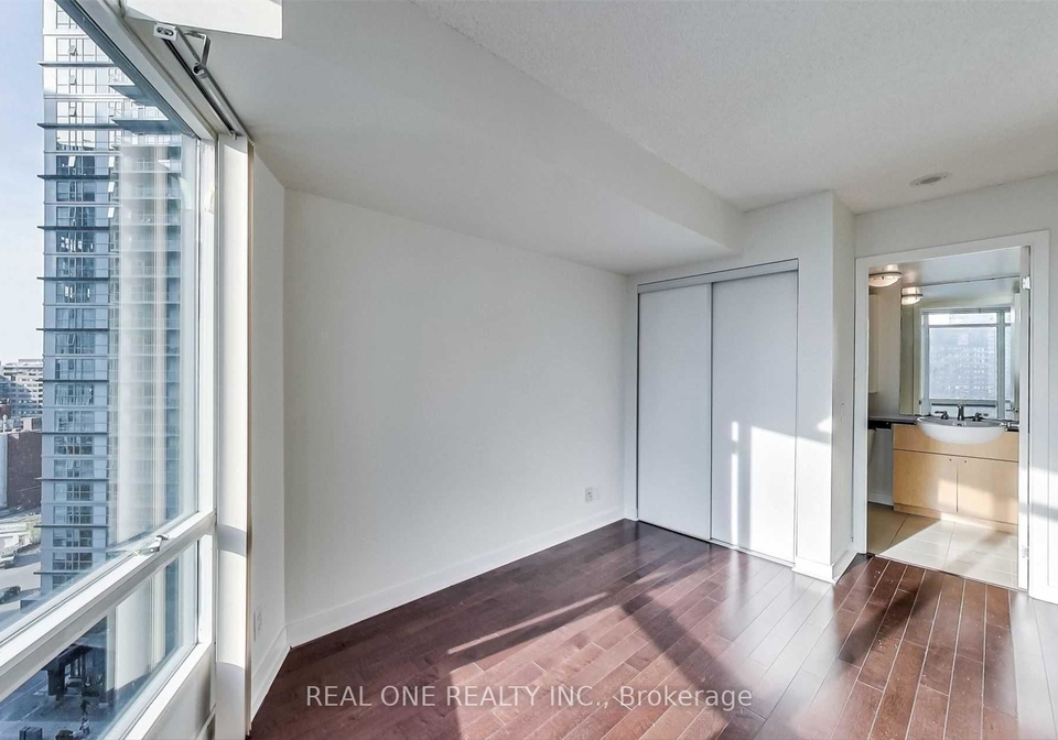 361-front-street-w-toronto-ontario-c12457761