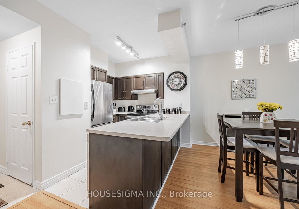 43-eglinton-avenue-e-toronto-ontario-c12457786