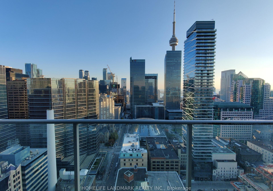 126-simcoe-street-toronto-ontario-c12457896