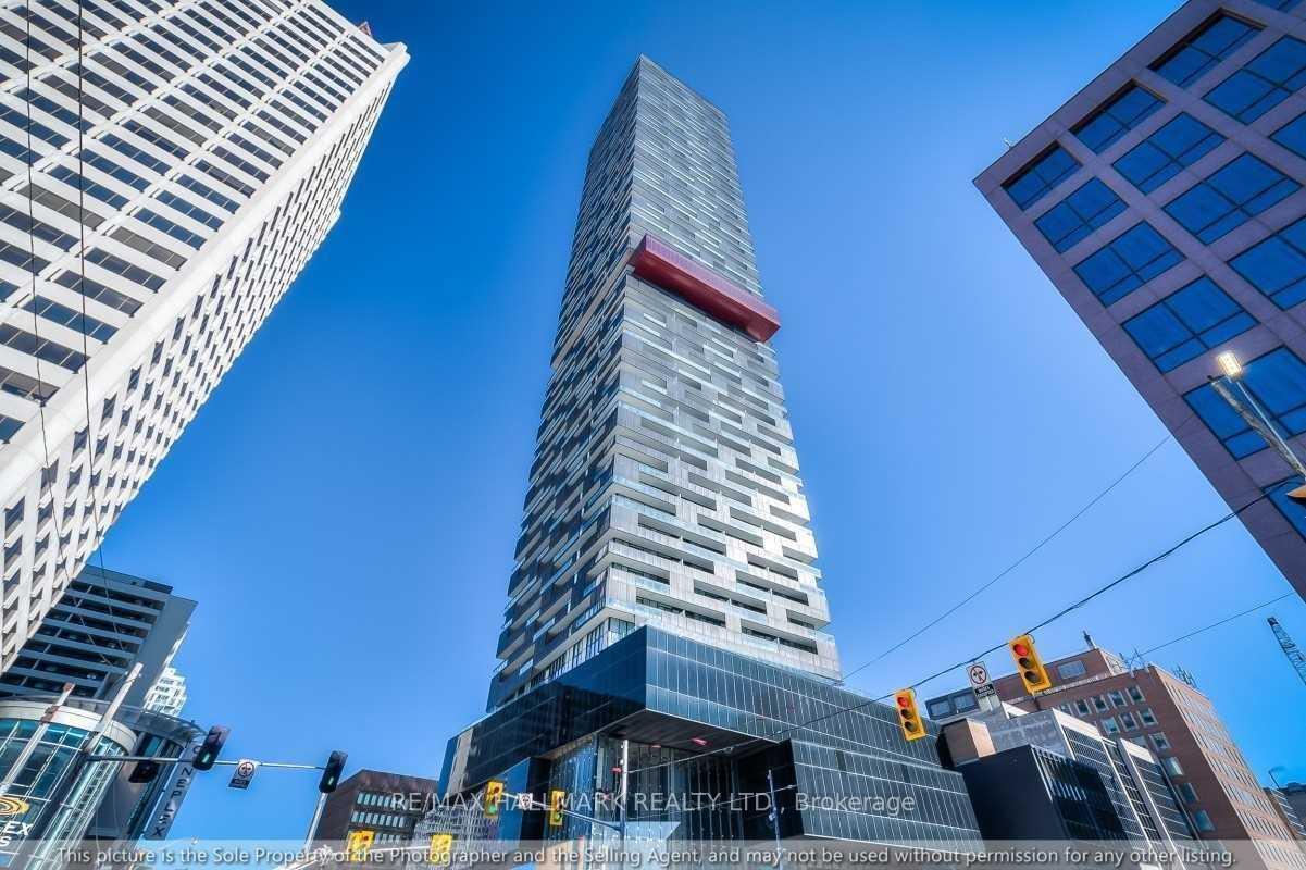 8-eglinton-avenue-toronto-ontario-c12457923
