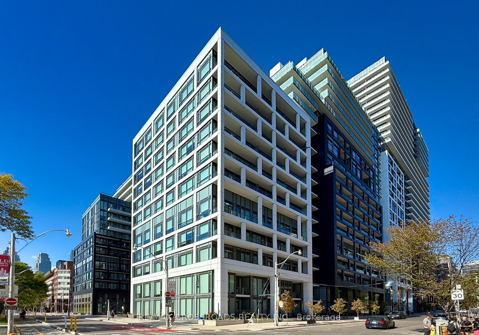 60-princess-street-toronto-ontario-c12457965