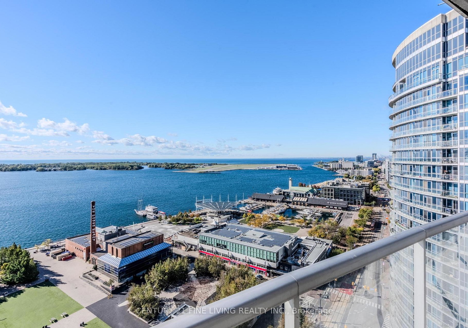 208-queens-quay-w-toronto-ontario-c12457982