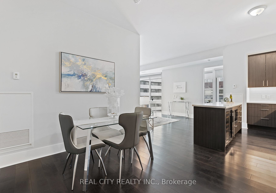 29-queens-quay-e-toronto-ontario-c12457990