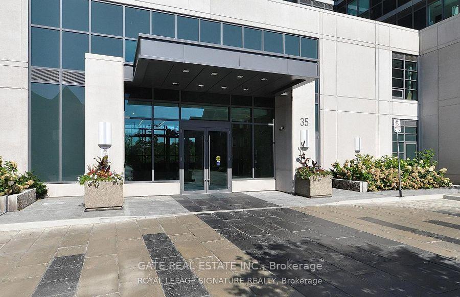 35-brian-peck-crescent-east-york-ontario-c12458103