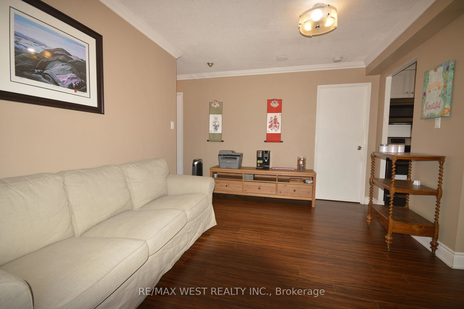 633-bay-street-toronto-ontario-c12458131