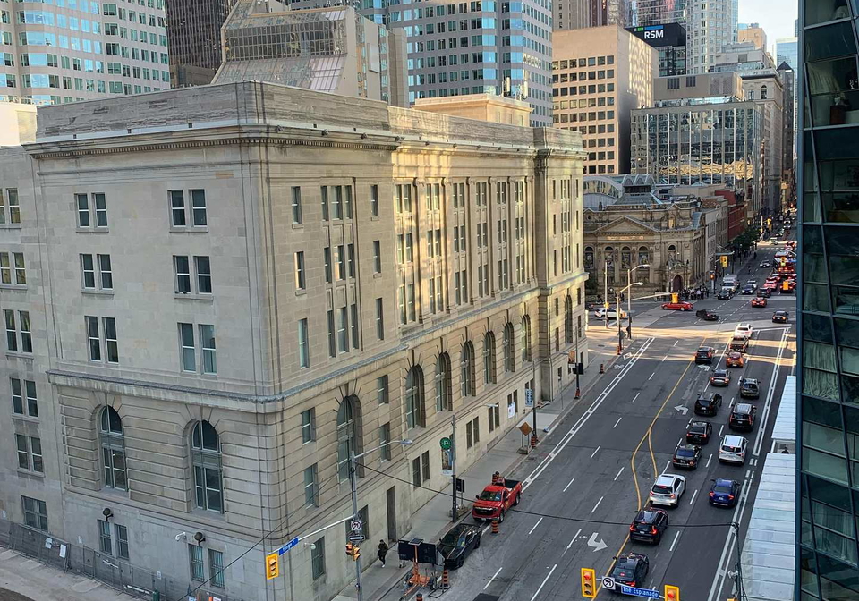 1-the-esplanade-drive-toronto-ontario-c12458474