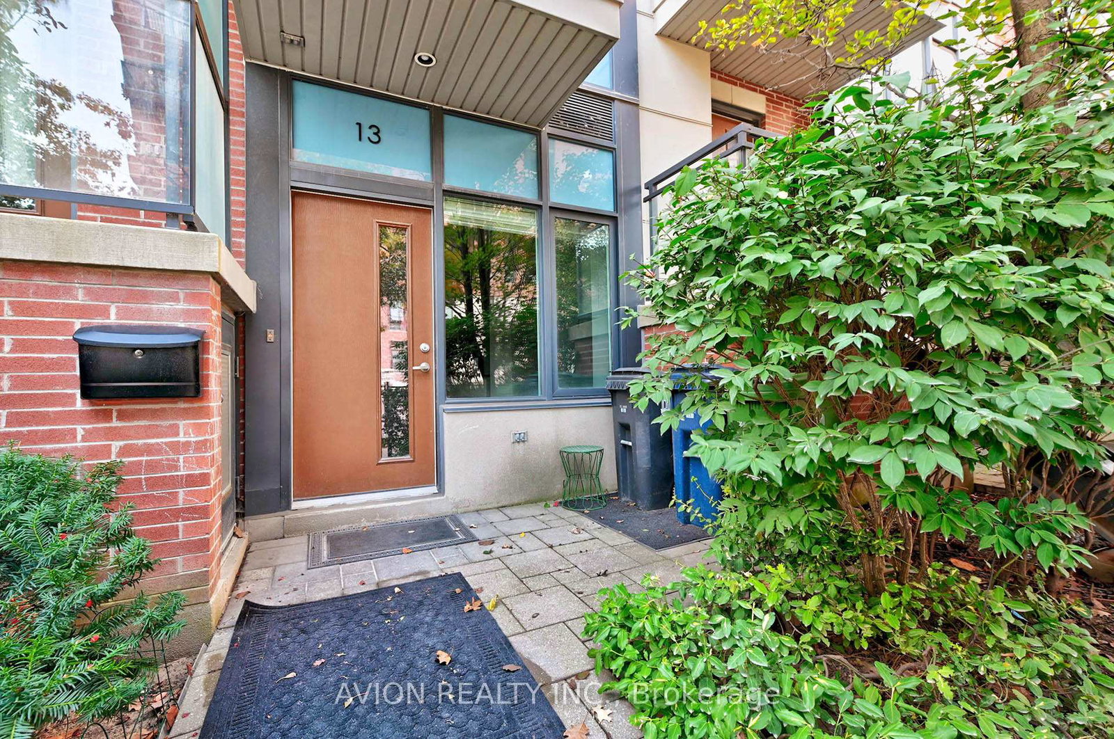 13-oak-street-toronto-ontario-c12458701