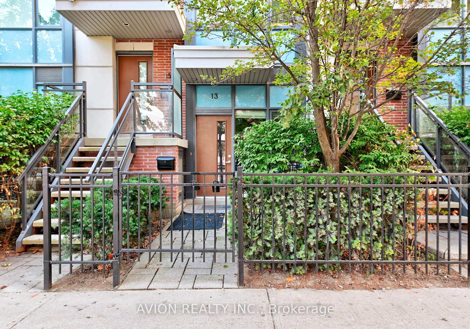 13-oak-street-toronto-ontario-c12458701