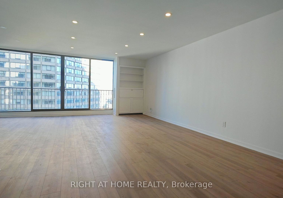 33-harbour-square-toronto-ontario-c12458745