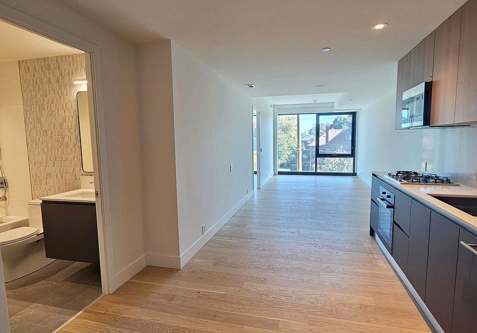 1414-bayview-avenue-toronto-ontario-c12458825
