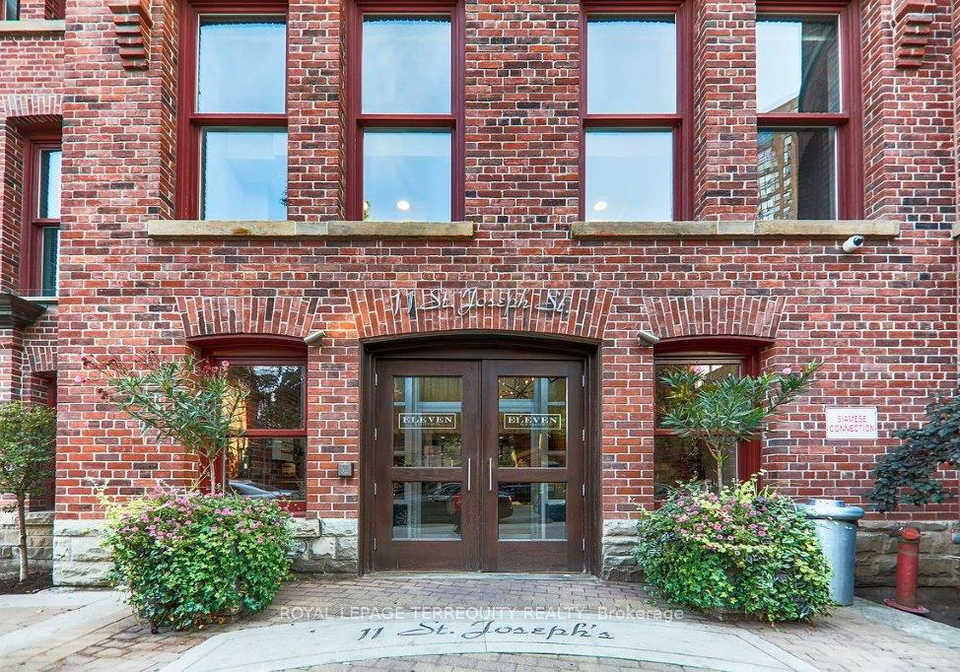 11-st-joseph-street-toronto-ontario-c12458983