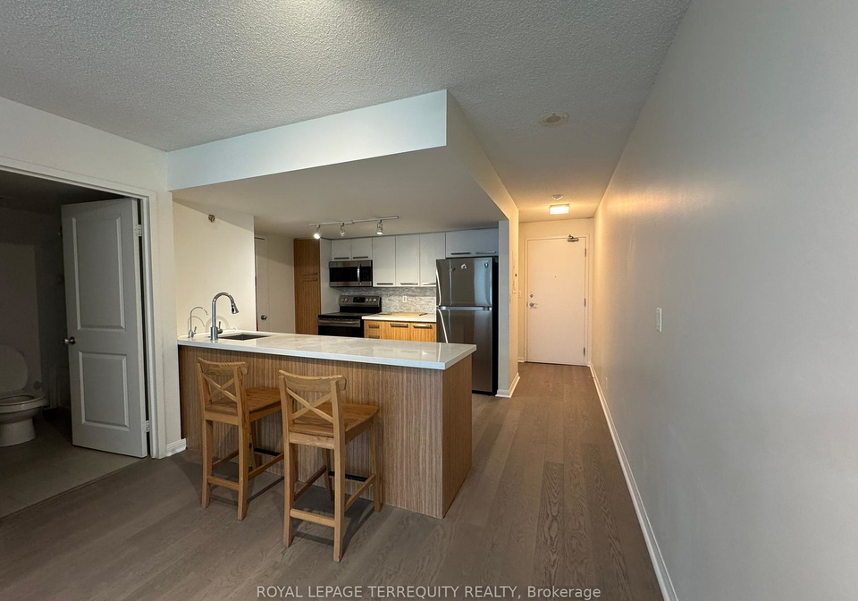 11-st-joseph-street-toronto-ontario-c12458983