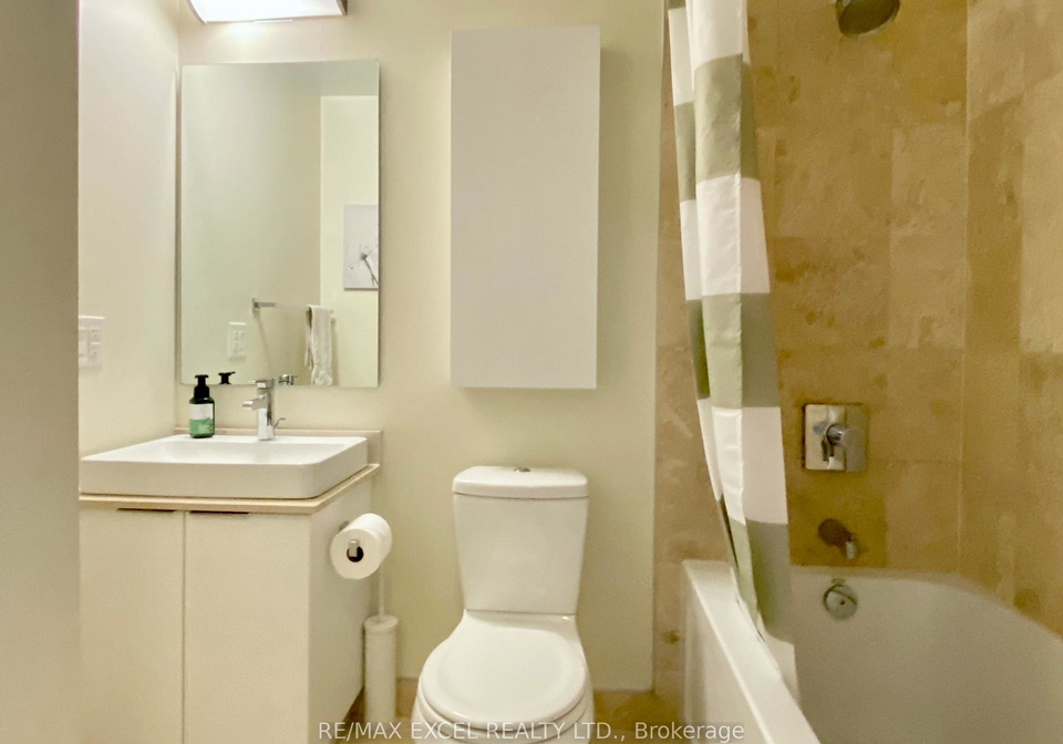 14-york-street-toronto-ontario-c12459226