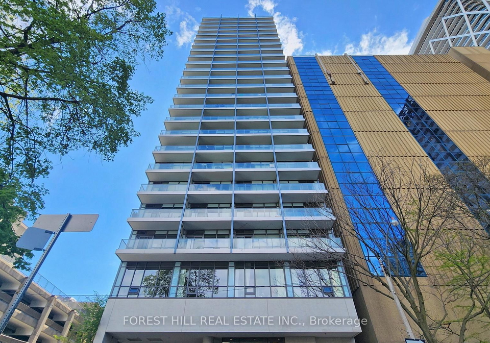 210-simcoe-street-toronto-ontario-c12459487