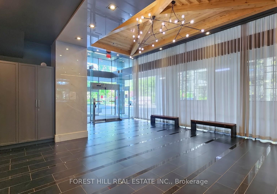 210-simcoe-street-toronto-ontario-c12459487