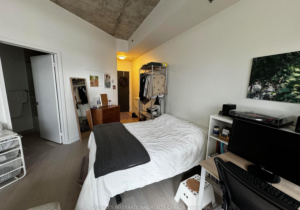 20-minowan-miikan-lane-toronto-ontario-c12459623