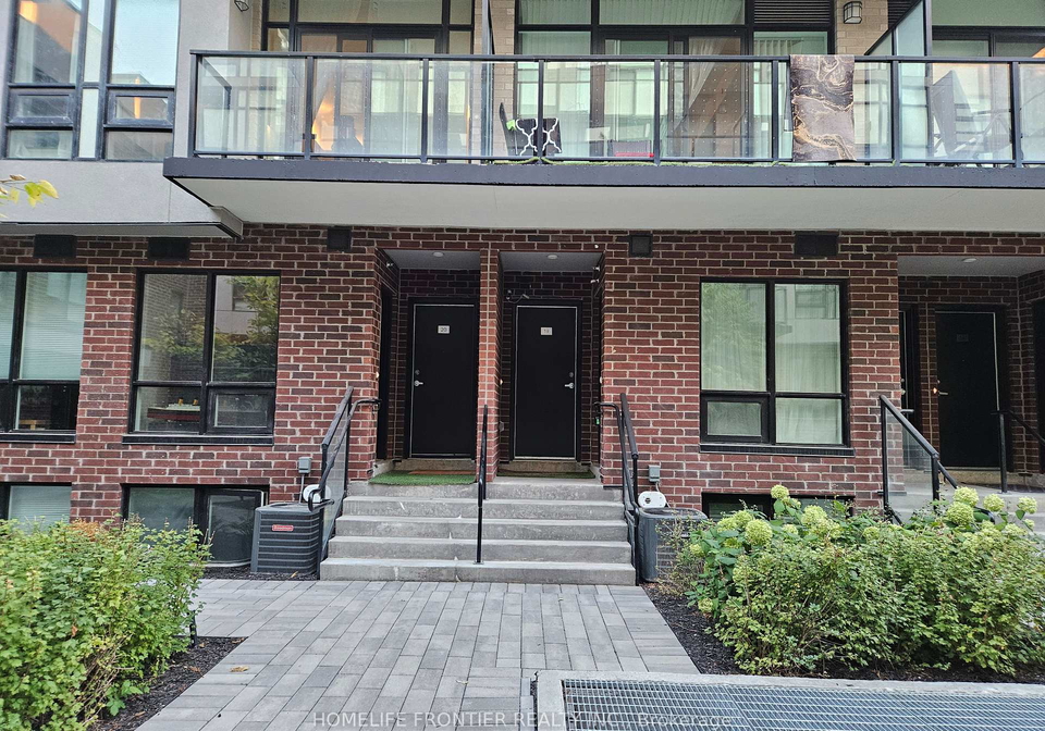 871-sheppard-avenue-w-toronto-ontario-c12459719