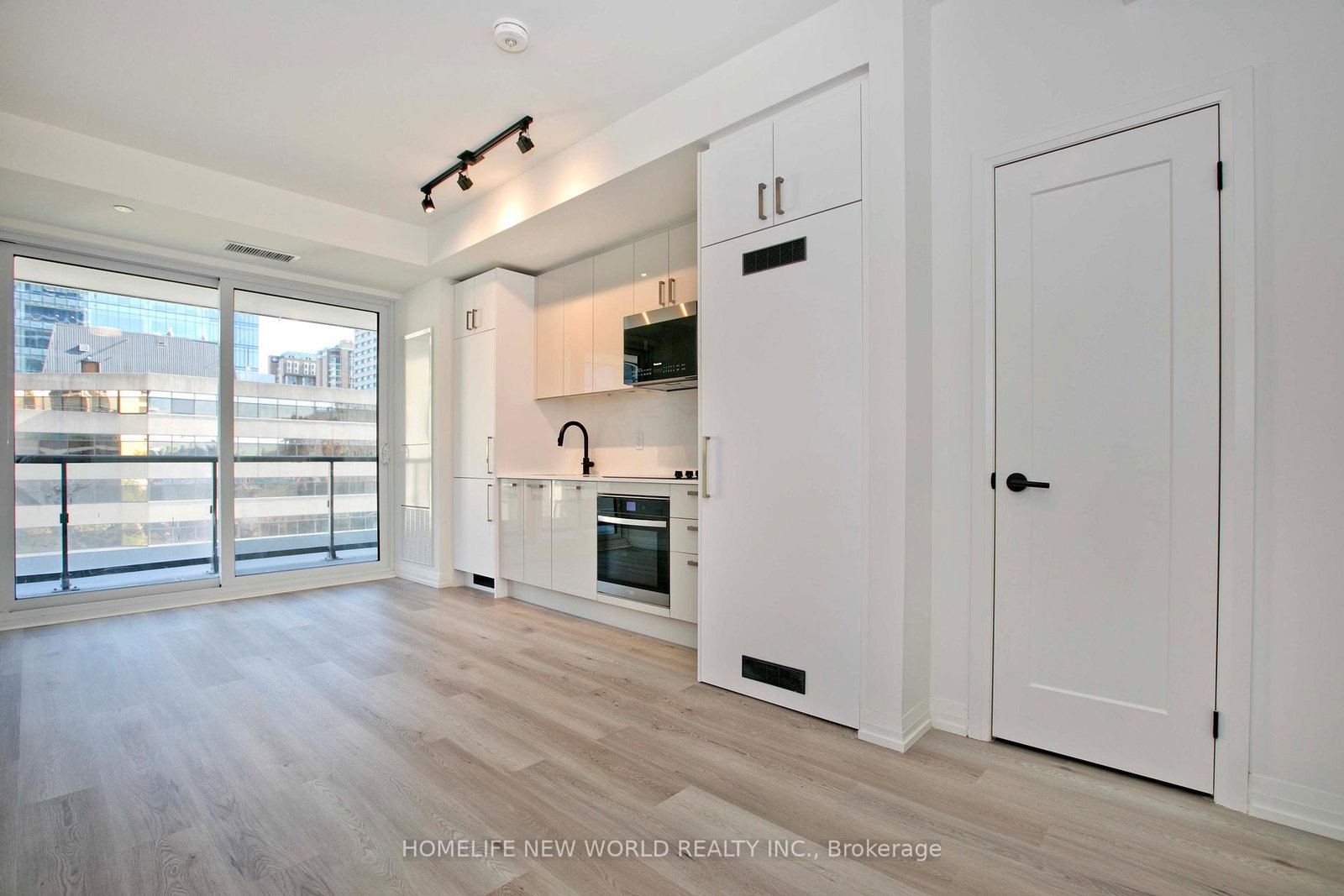 280-dundas-street-w-toronto-ontario-c12459852