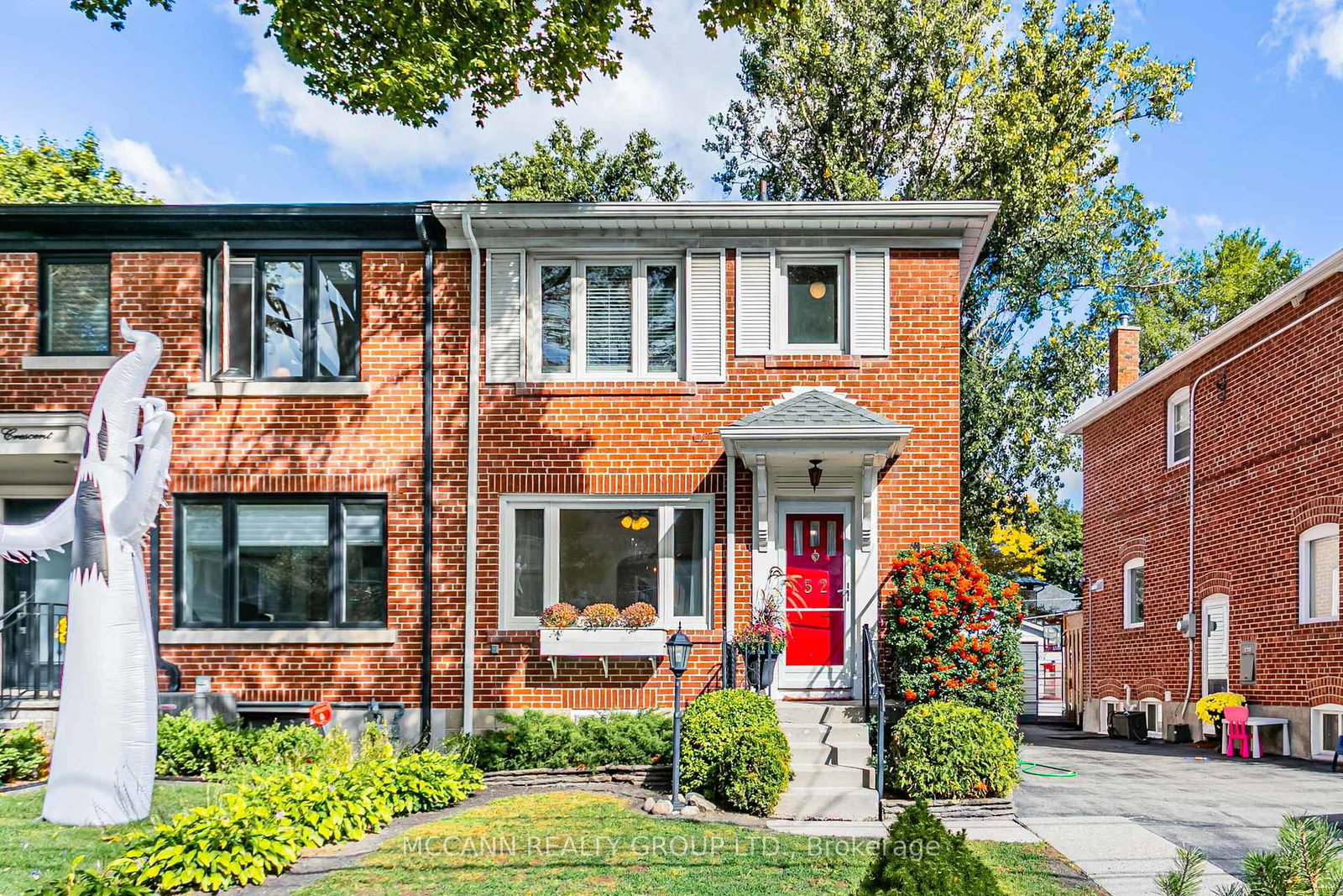 52-thursfield-crescent-east-york-ontario-c12459938