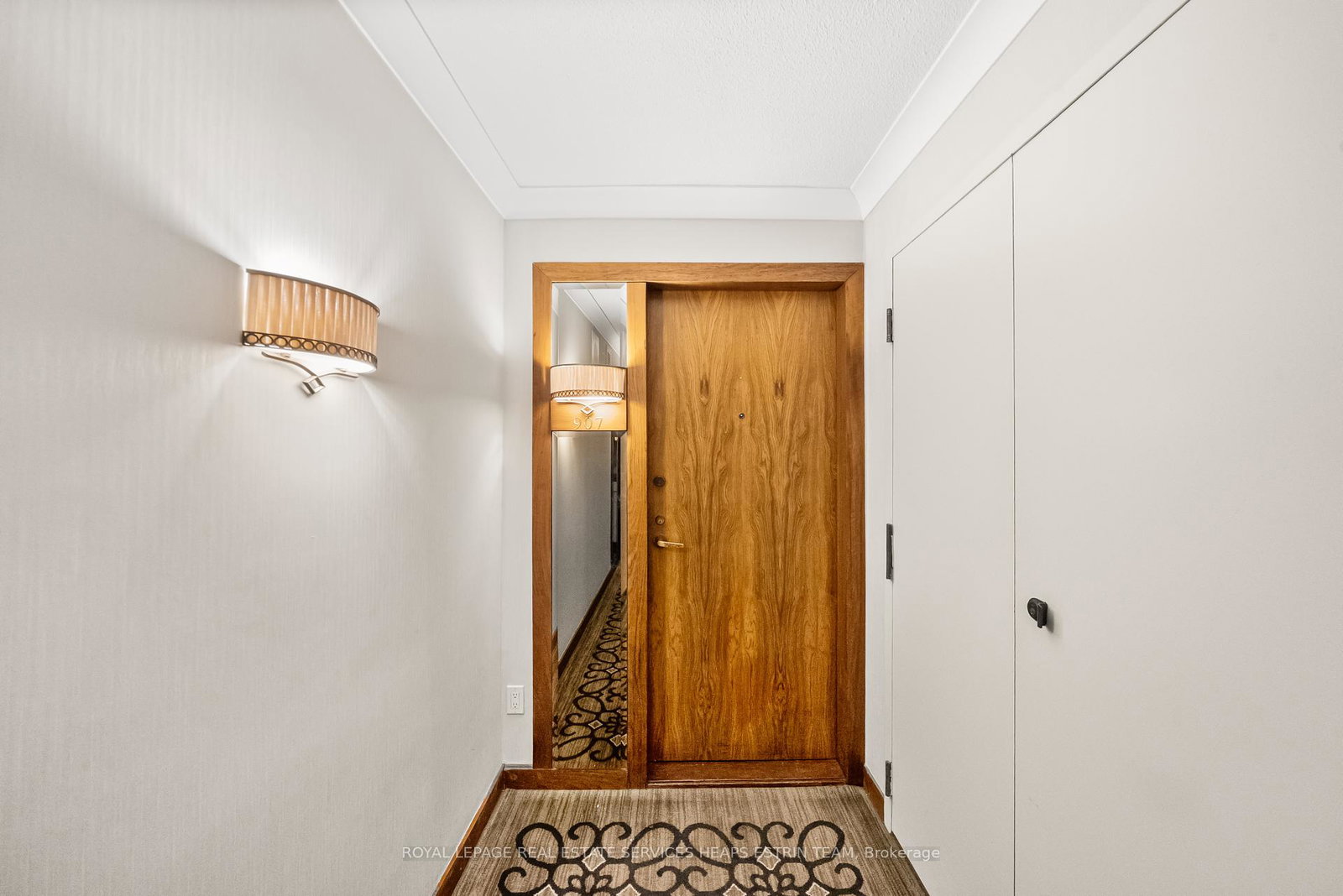 63-st-clair-avenue-w-toronto-ontario-c12460172