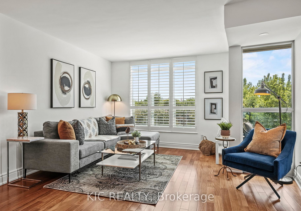 219-fort-york-boulevard-toronto-ontario-c12460222