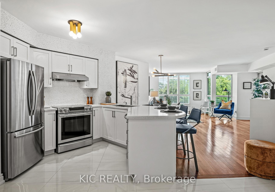 219-fort-york-boulevard-toronto-ontario-c12460222