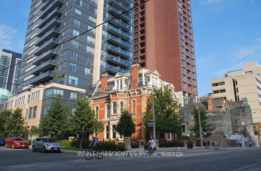 28-linden-street-toronto-ontario-c12460323
