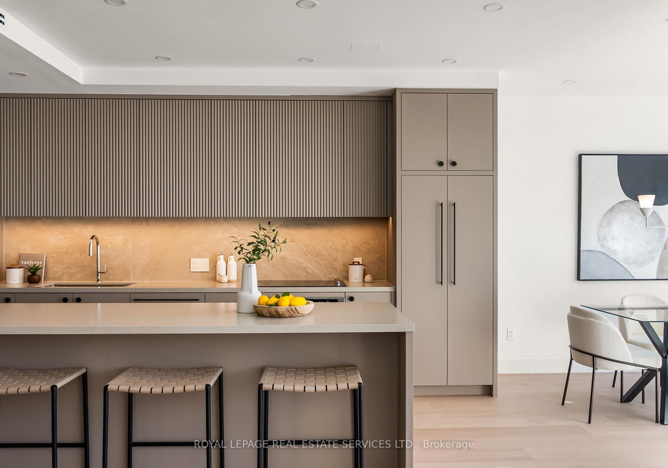 40-oaklands-avenue-toronto-ontario-c12460420