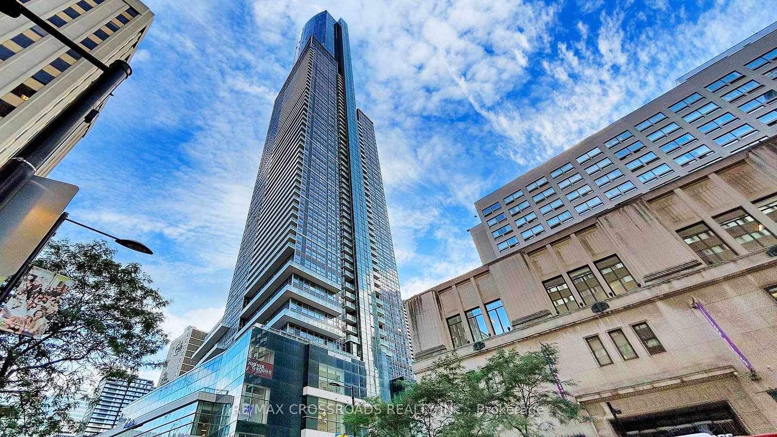 386-yonge-street-toronto-ontario-c12460630