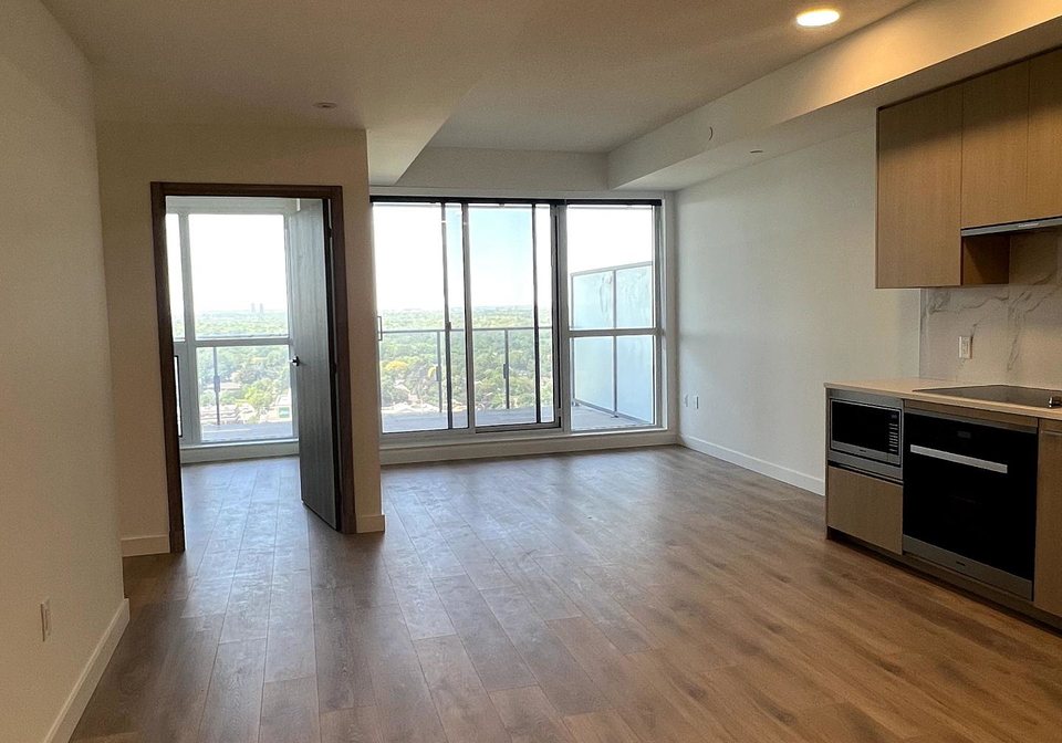 25-mcmahon-drive-north-york-ontario-c12460728