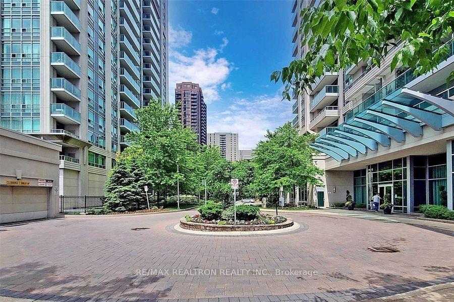 17-anndale-drive-north-york-ontario-c12460802