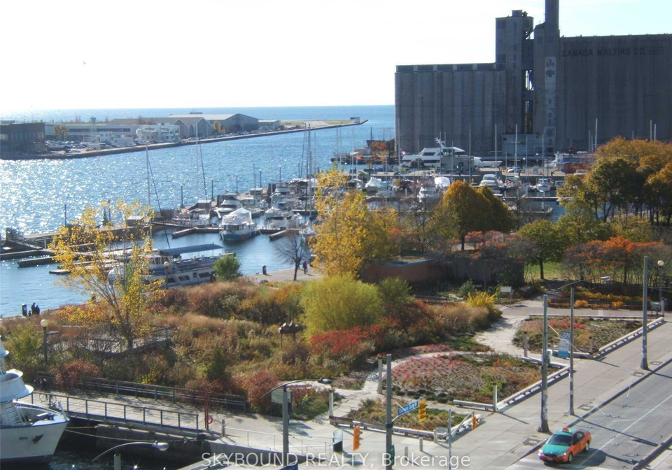 410-queens-quay-w-toronto-ontario-c12461092