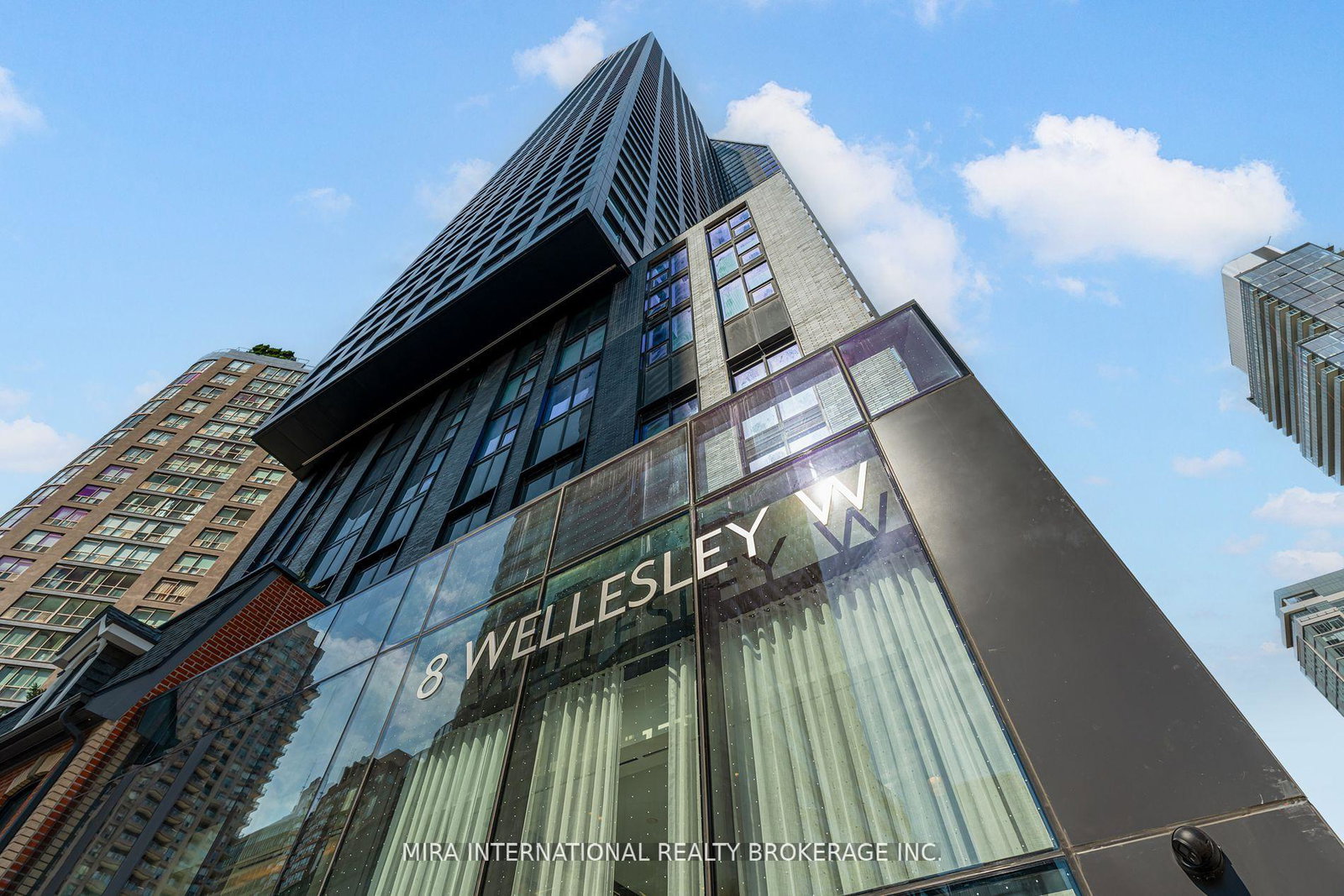 8-wellesley-street-toronto-ontario-c12461143