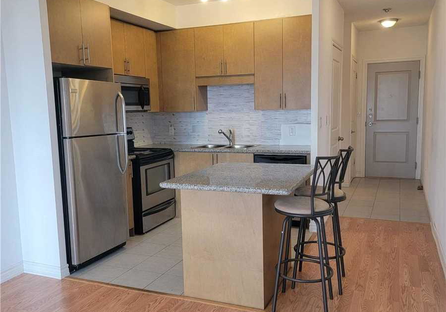 135-wynford-drive-north-york-ontario-c12461152