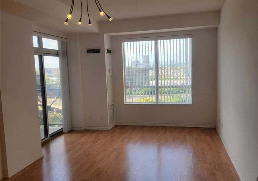 135-wynford-drive-north-york-ontario-c12461152