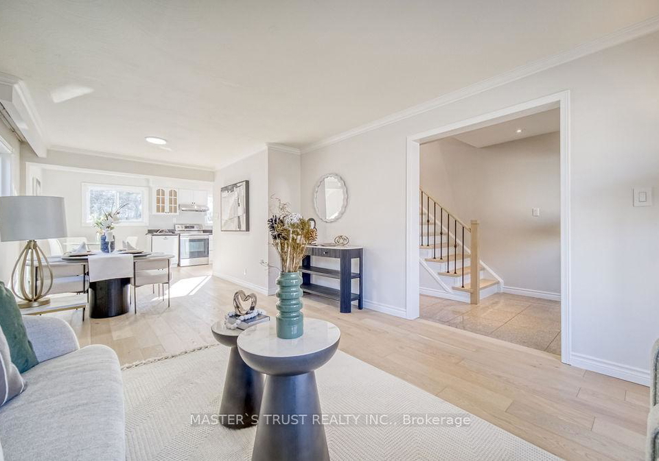 14-houston-crescent-north-york-ontario-c12461411