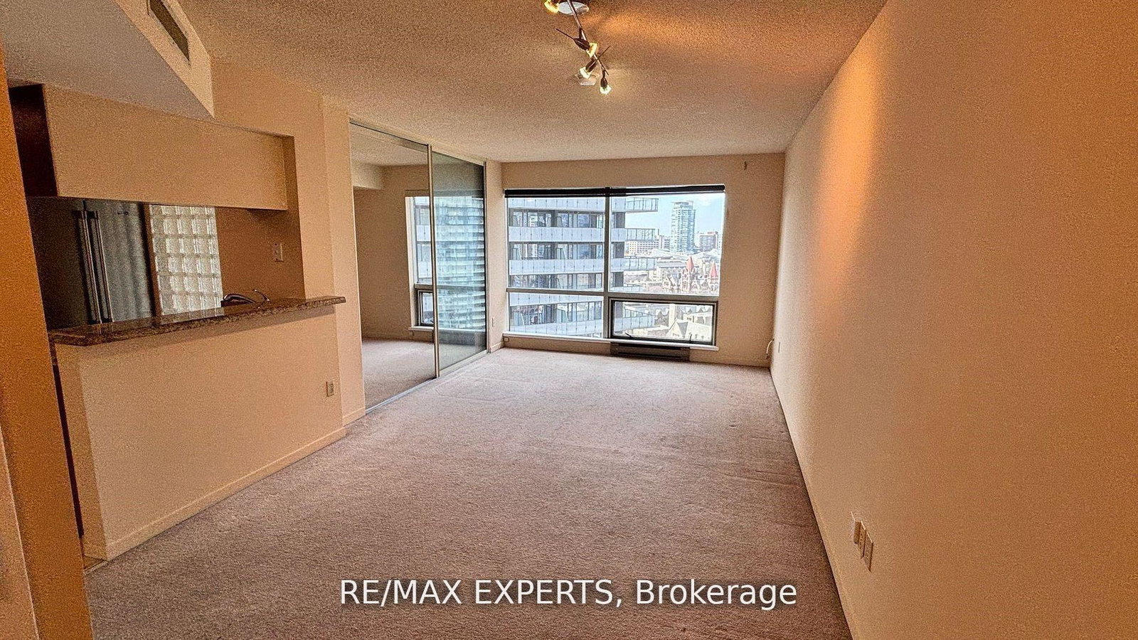 1001-bay-street-toronto-ontario-c12461449