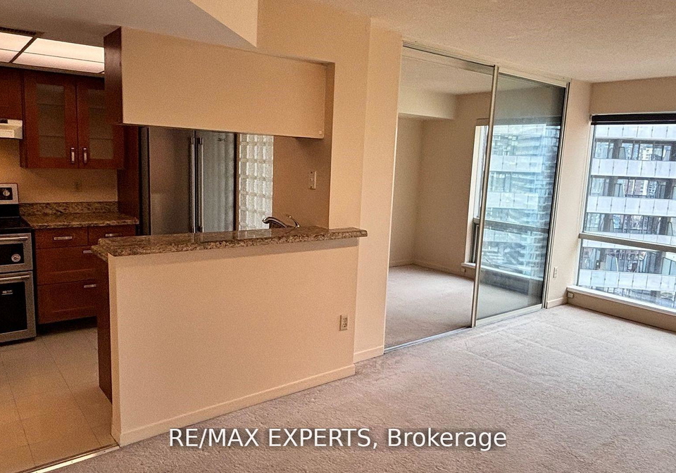 1001-bay-street-toronto-ontario-c12461449
