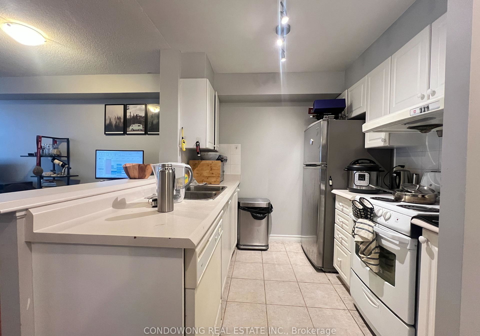 152-st-patrick-street-toronto-ontario-c12461576