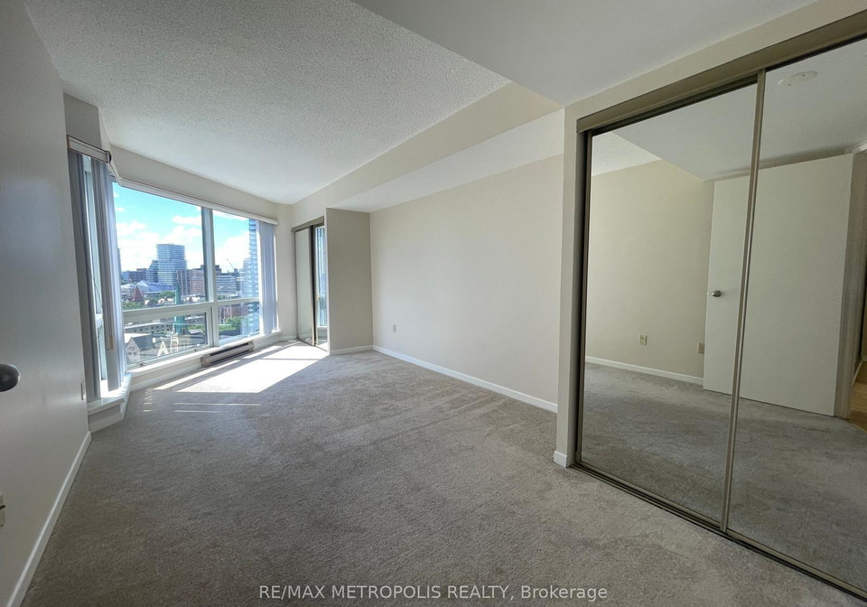 1001-bay-street-toronto-ontario-c12461659