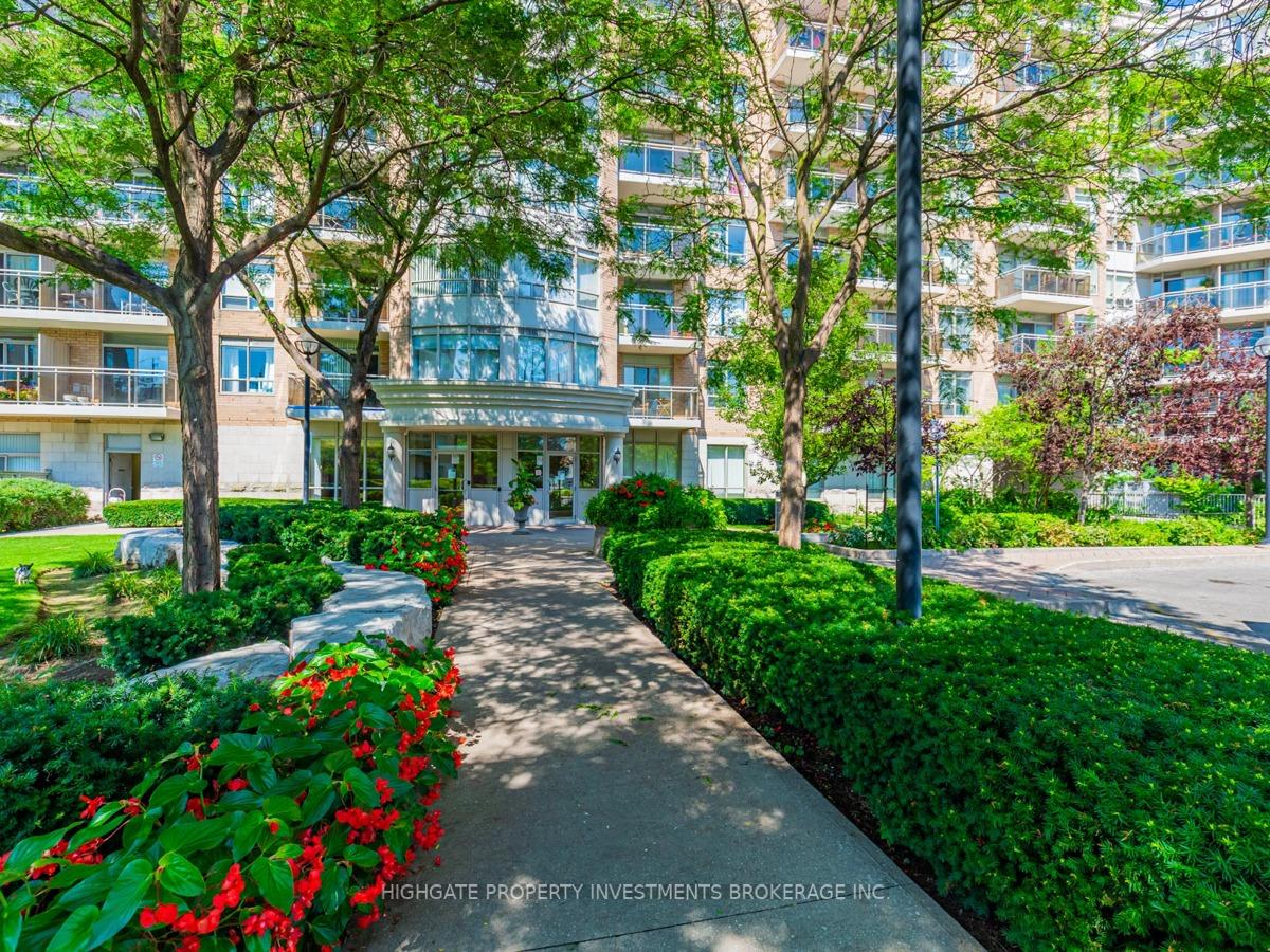 650-lawrence-avenue-w-toronto-ontario-c12461665