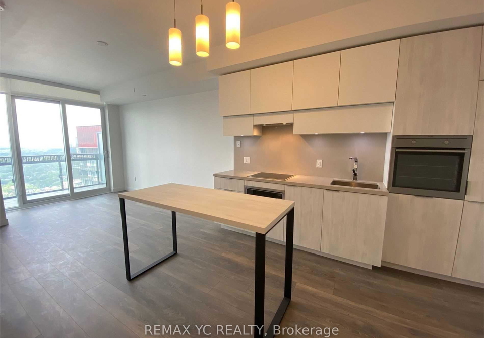 8-eglinton-avenue-e-toronto-ontario-c12461686