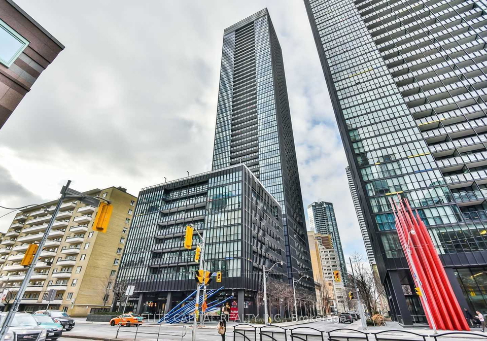 101-charles-street-e-toronto-ontario-c12461764