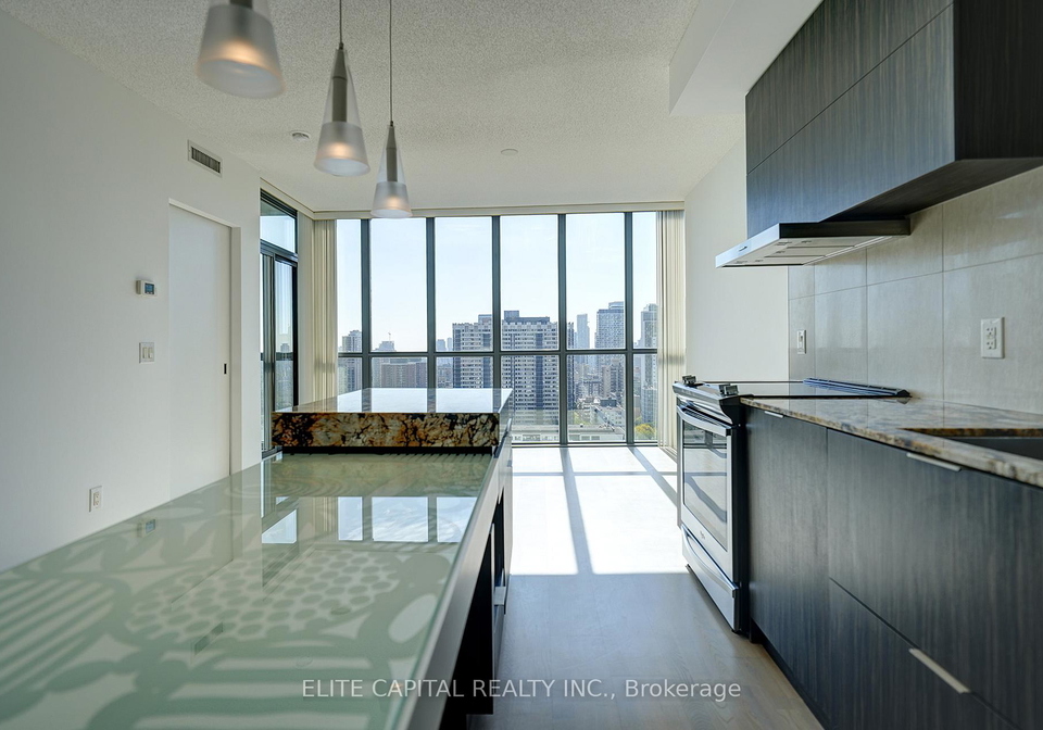 101-charles-street-e-toronto-ontario-c12461764