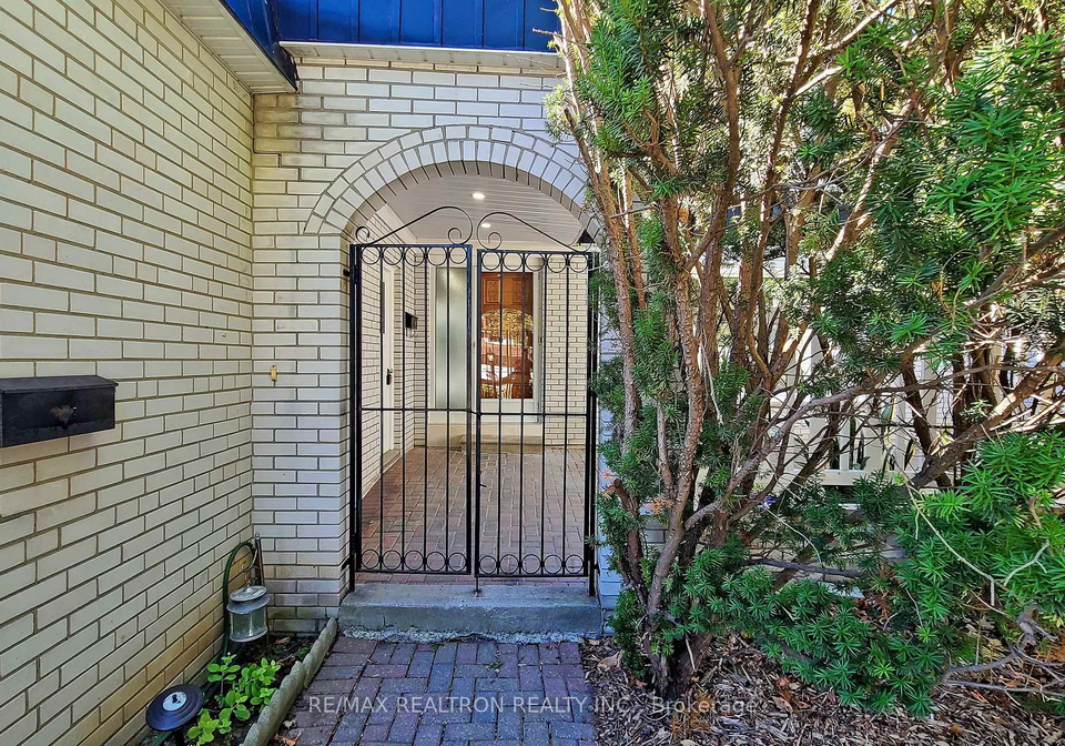 5-centurion-court-north-york-ontario-c12461832