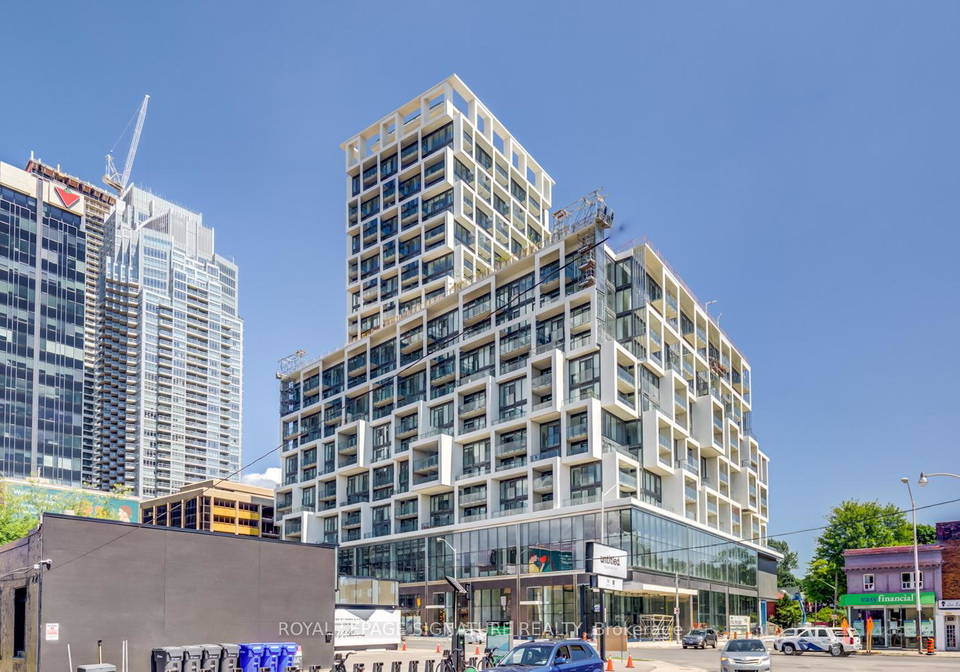 5-soudan-avenue-toronto-ontario-c12462064