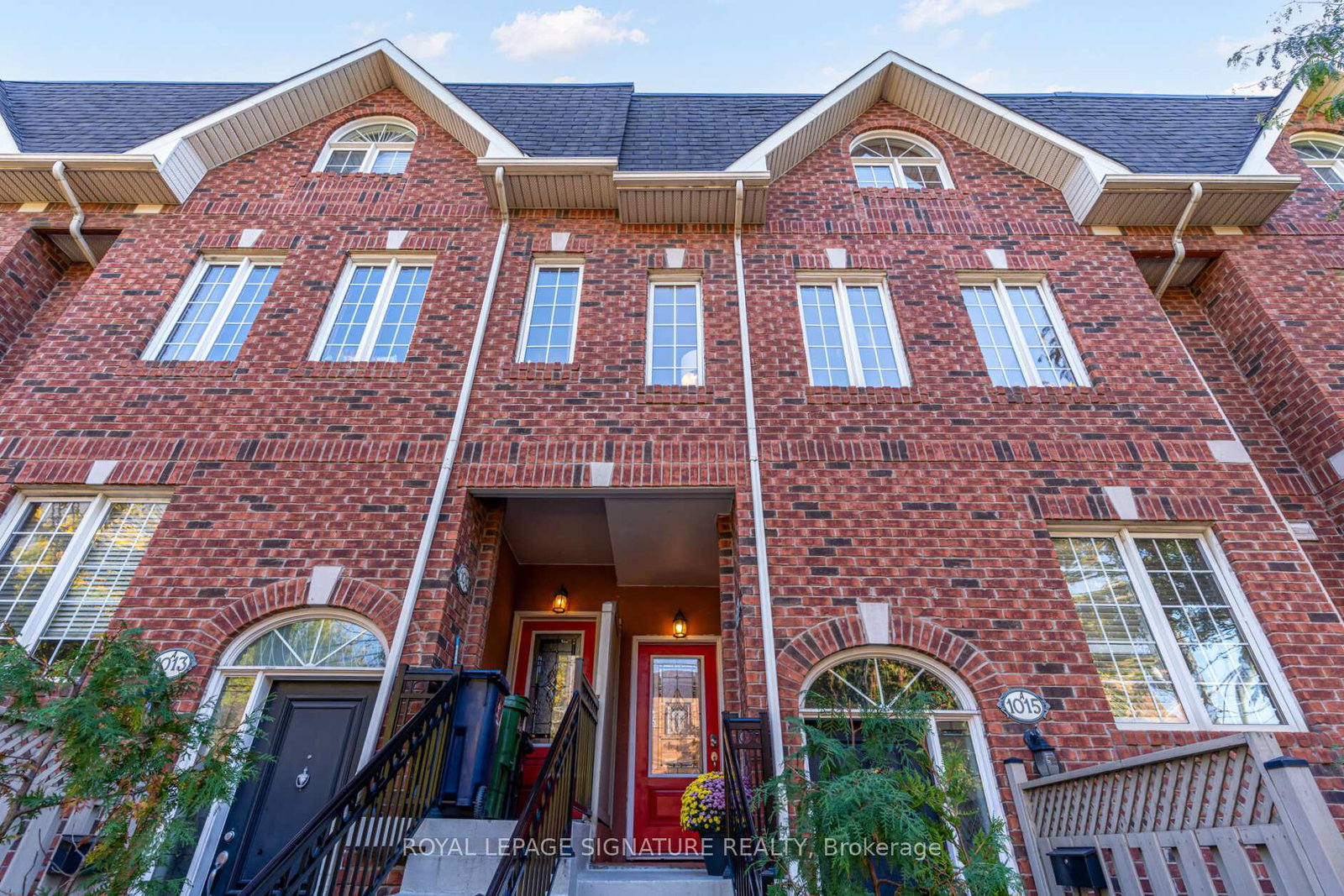 1015b-college-street-toronto-ontario-c12462092