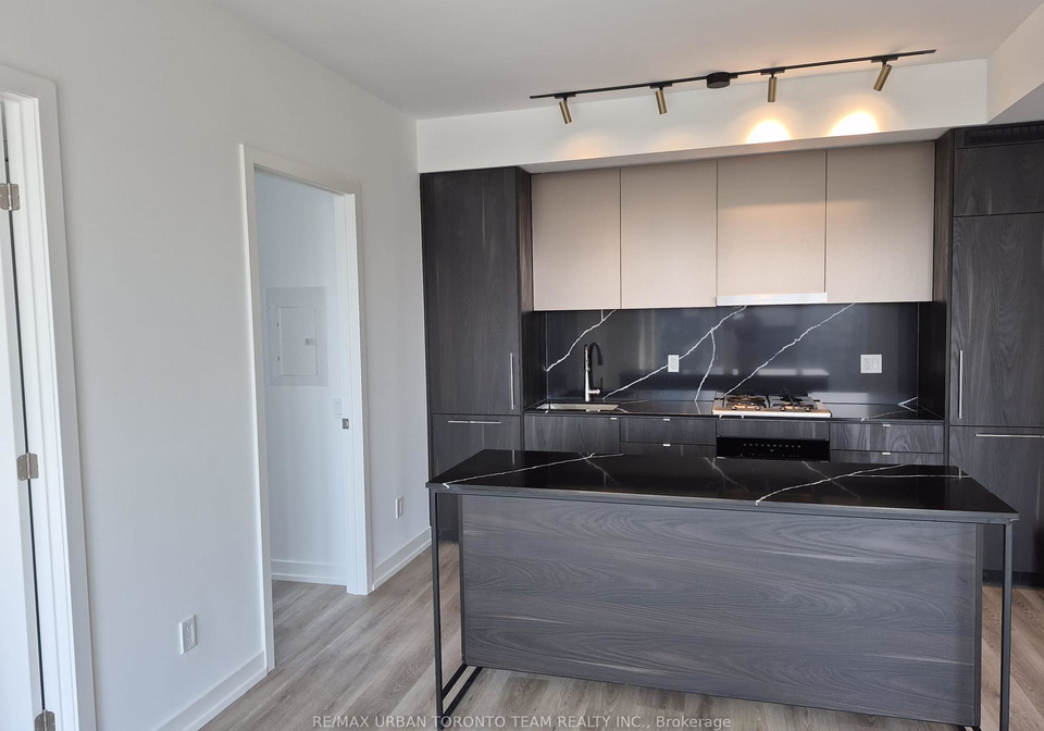 771-yonge-street-toronto-ontario-c12462165