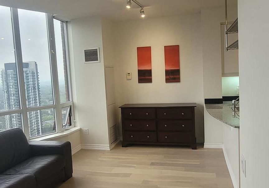 33-sheppard-avenue-e-north-york-ontario-c12462389